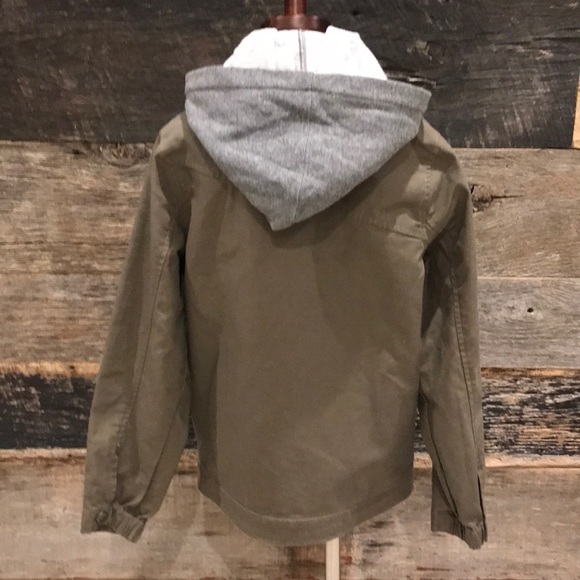 Volcom Boy’s Lightweight Full Front Zip CLosure - Picture 3 of 8